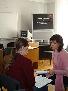 Выпускники курсу деловой этикет. Преподаватель Величко А. Выпуск группы по курсу делового этикета (профессиональный, корпоративный и международный этикет). Преподаватель Величко Алла. Учебный центр Успех Киев